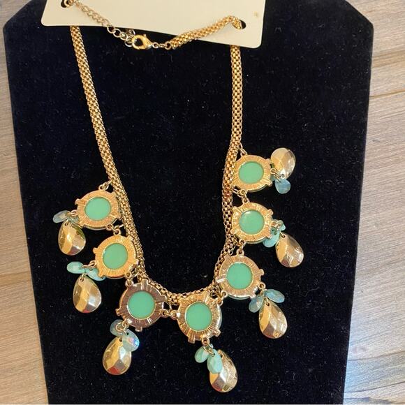 CATO STATEMENT NECKLACE NWT GREEN & GOLD Iridescent bauble bubble - Picture 5 of 5